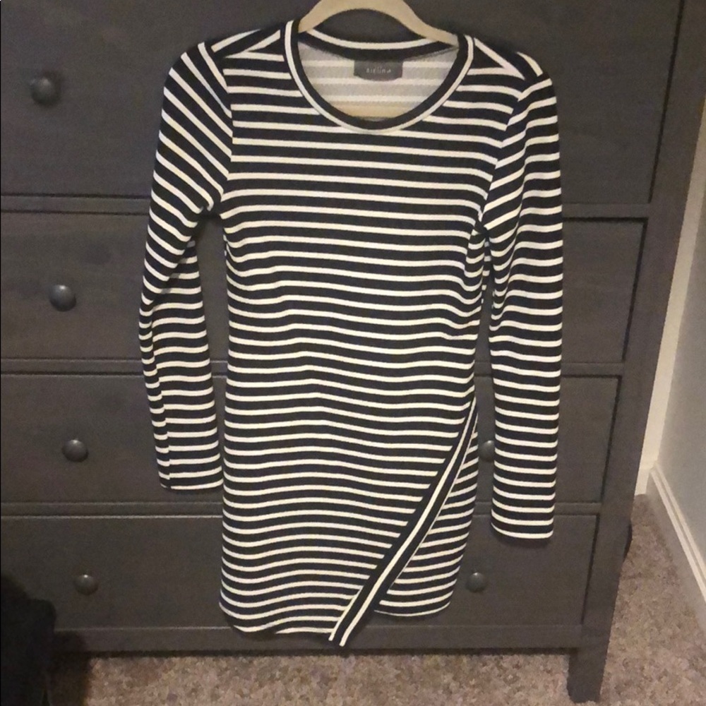 Long sleeve dress
